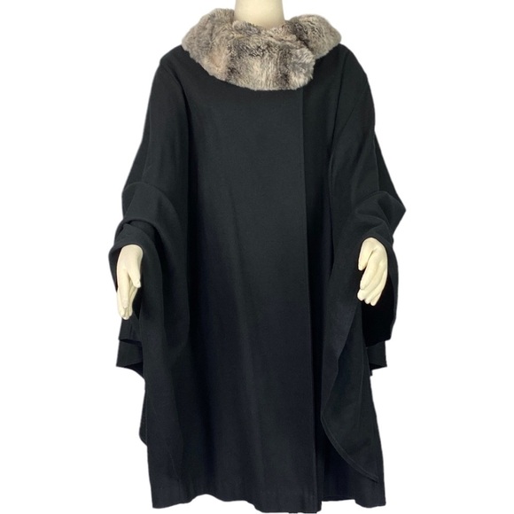 J. Hilary black cape - Picture 1 of 16